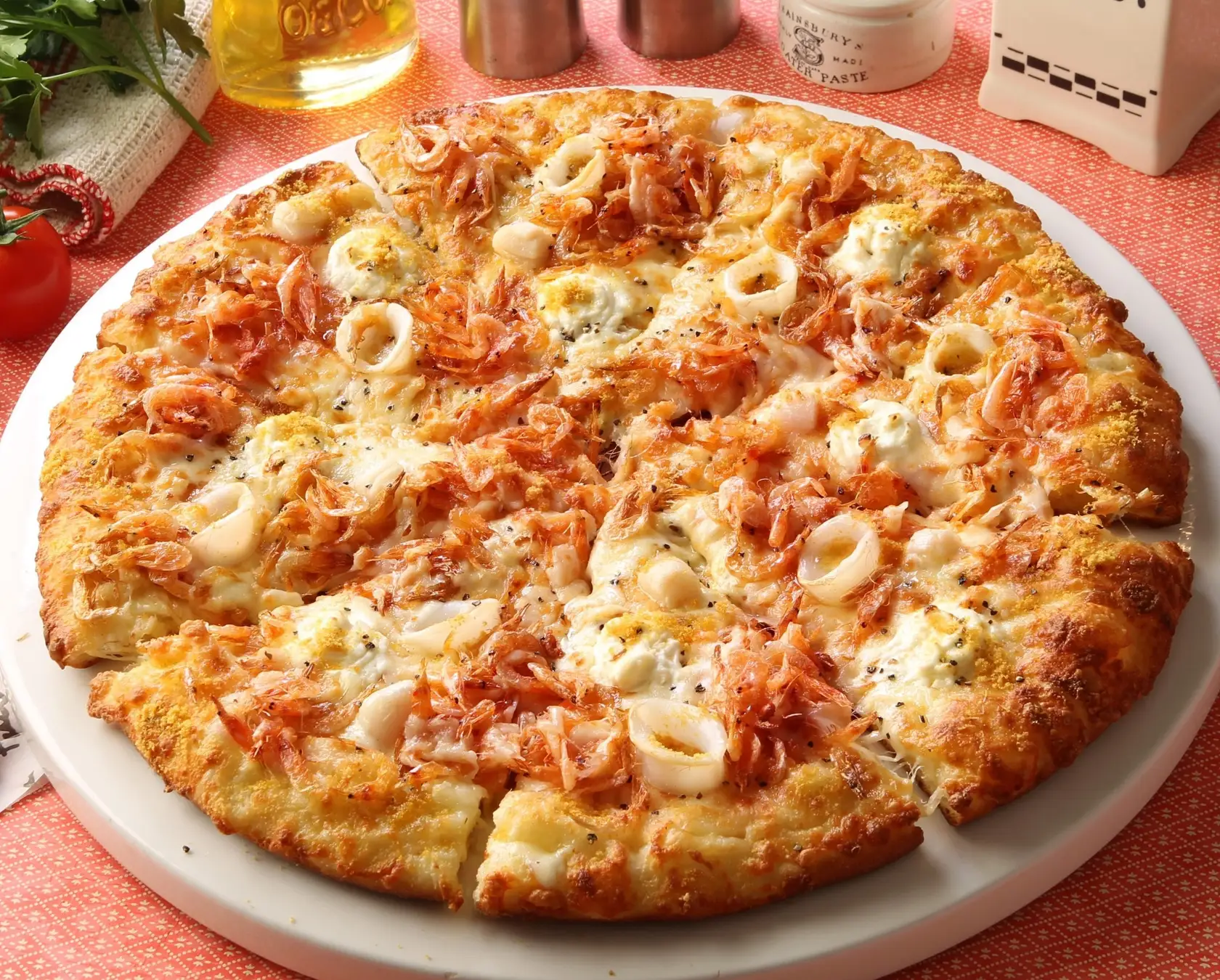 Seafood Pizza